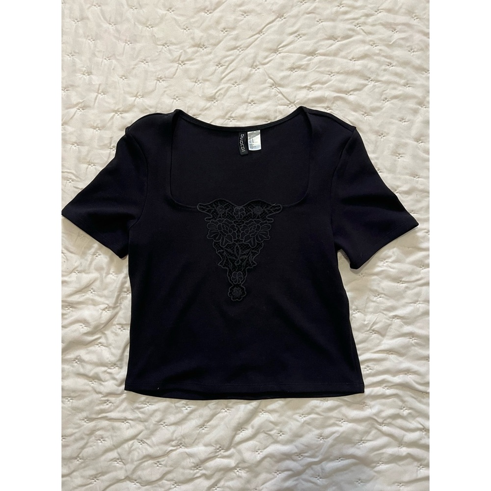 H&M Eyelet Detail Top - L - EUC!
